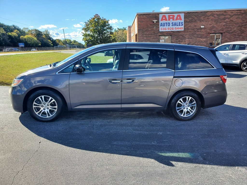 2012 Honda Odyssey Image 8