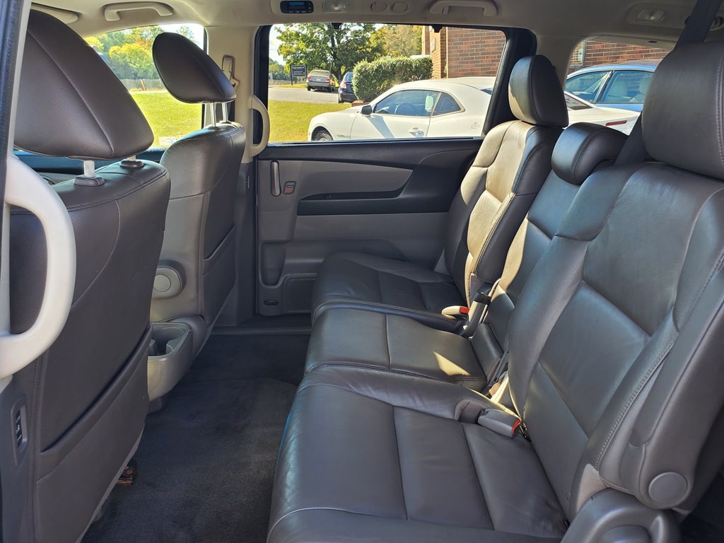 2012 Honda Odyssey Image 10