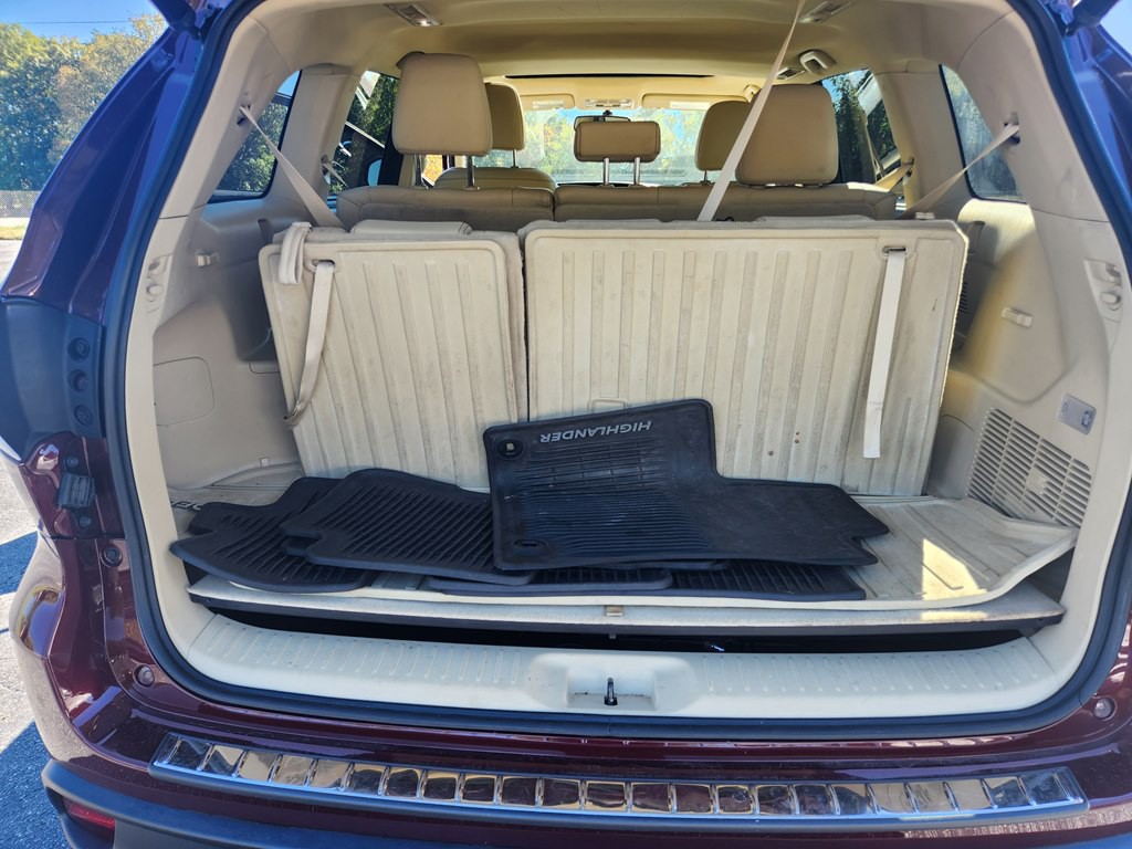 2016 Toyota Highlander Image 18