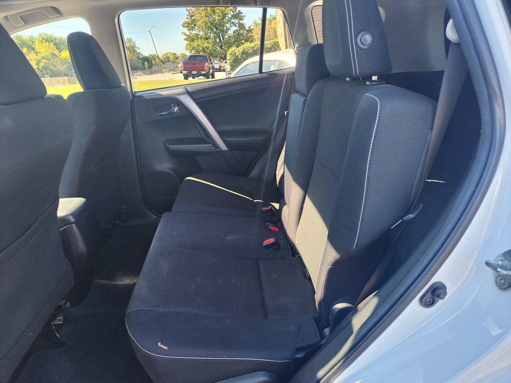 2017 Toyota Rav4 Image 13