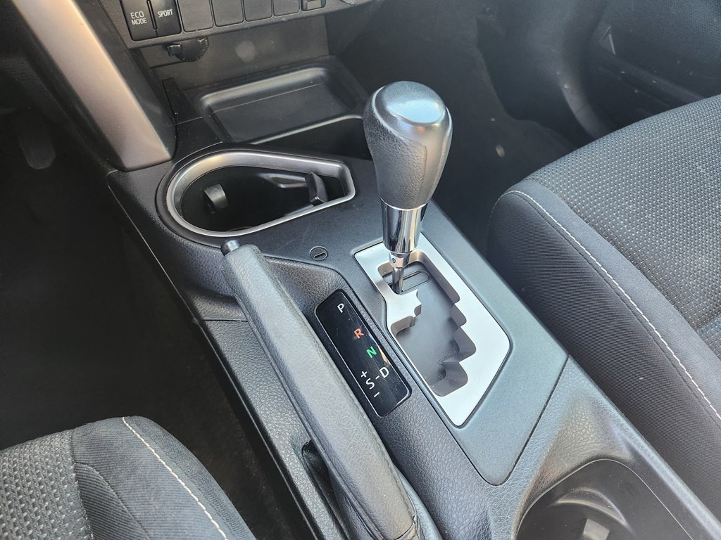 2017 Toyota Rav4 Image 17