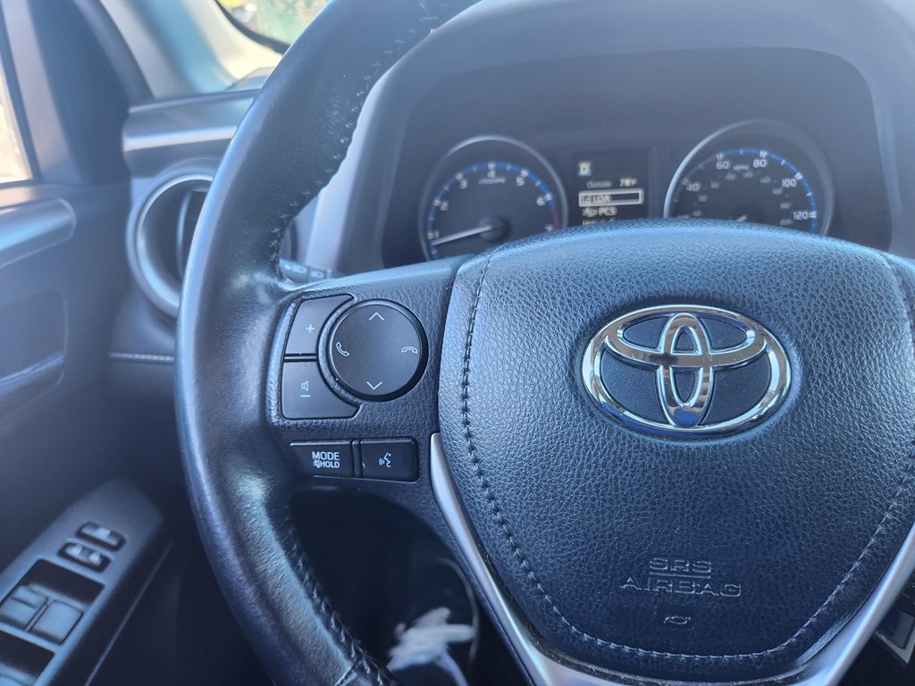 2017 Toyota Rav4 Image 22