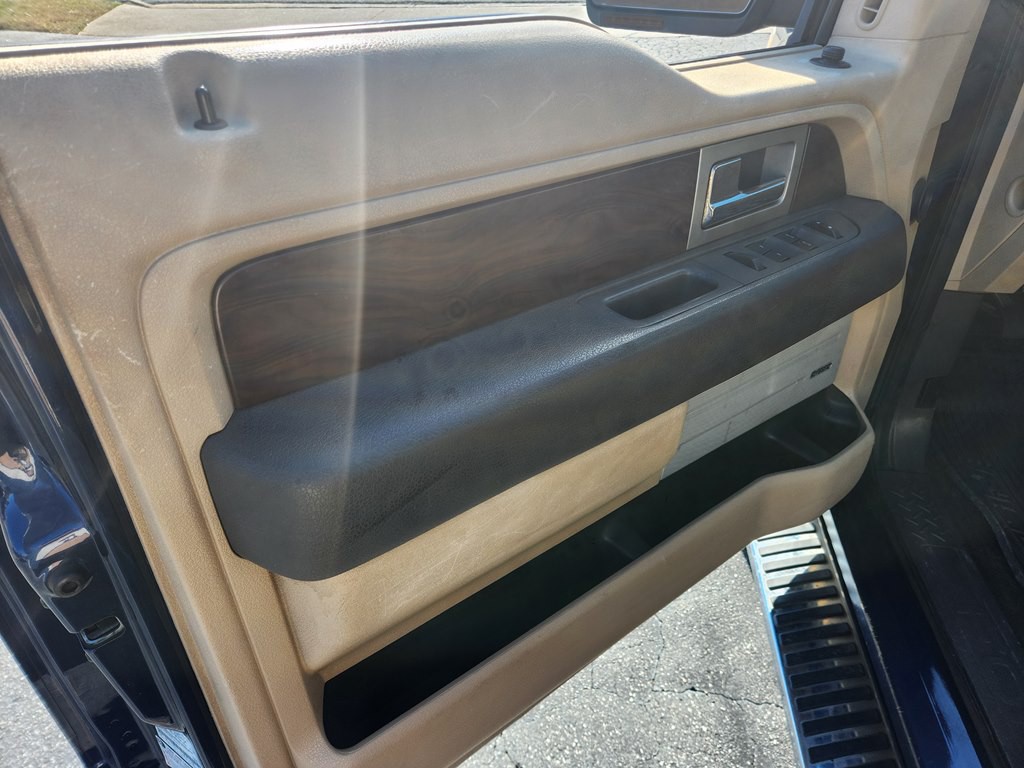 2012 Ford F-150 Image 11