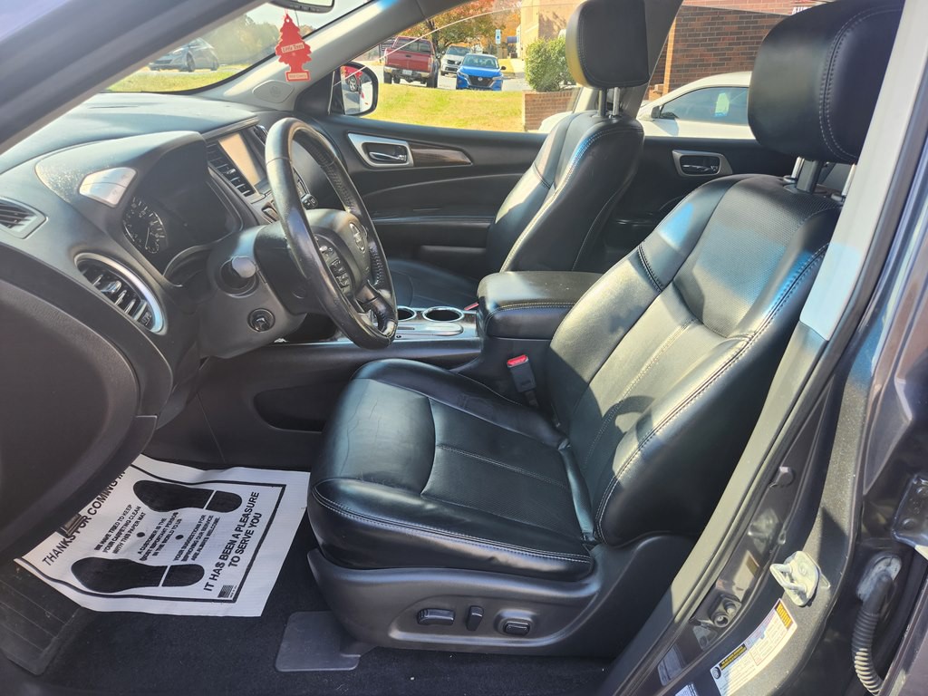 2014 Nissan Pathfinder Image 9