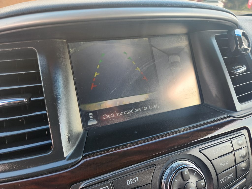 2014 Nissan Pathfinder Image 17