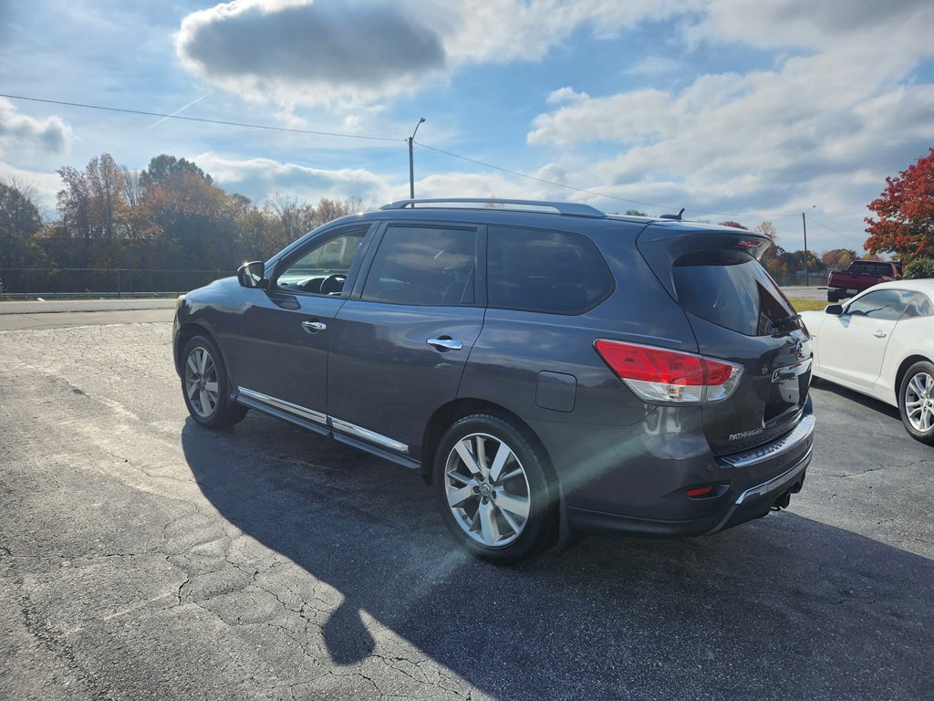 2014 Nissan Pathfinder Image 7