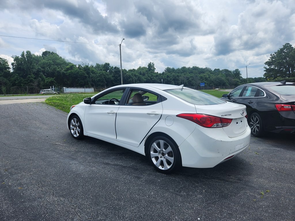 2013 Hyundai Elantra Image 7