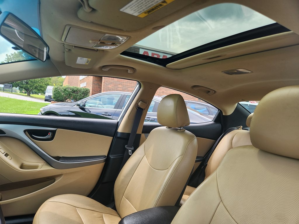 2013 Hyundai Elantra Image 9