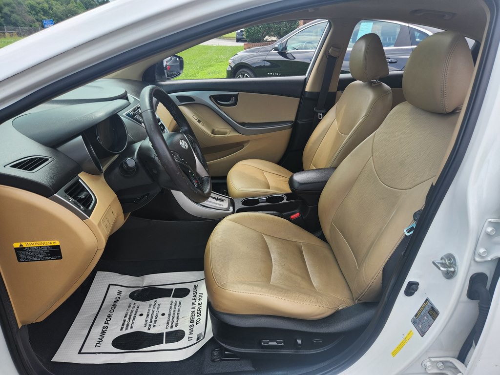 2013 Hyundai Elantra Image 11