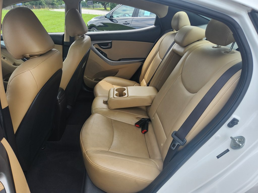 2013 Hyundai Elantra Image 12