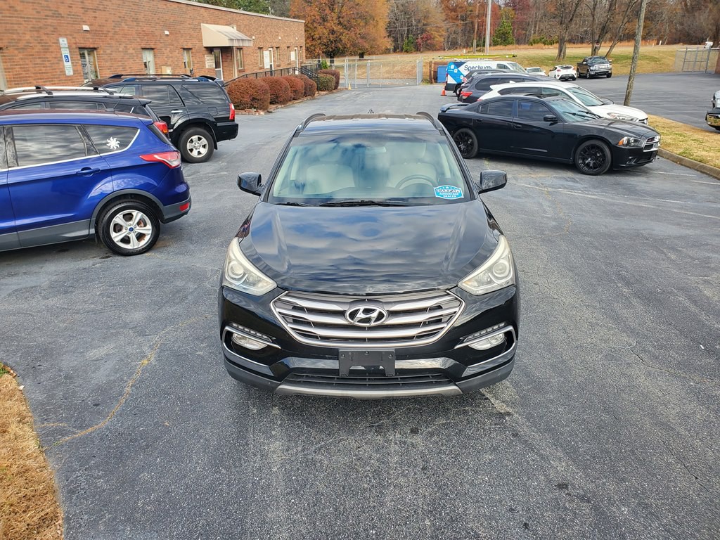 2017 Hyundai Santa Fe Sport Image 2