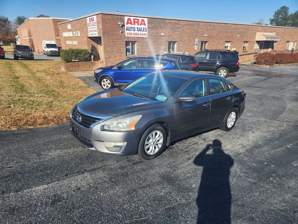 2015 Nissan Altima Image 3