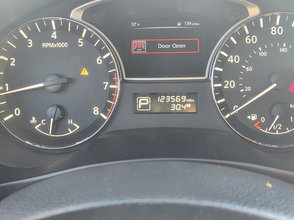 2015 Nissan Altima Image 13