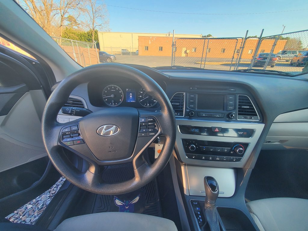 2015 Hyundai Sonata Image 13