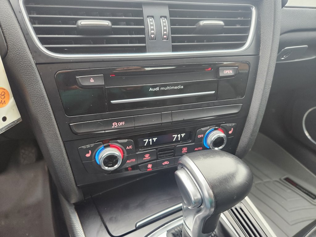 2015 Audi A4 Image 15