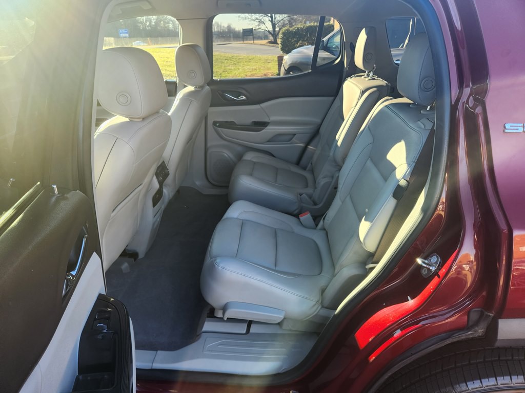 2017 GMC Acadia Image 10