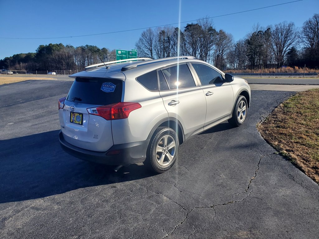 2014 Toyota Rav4 Image 5