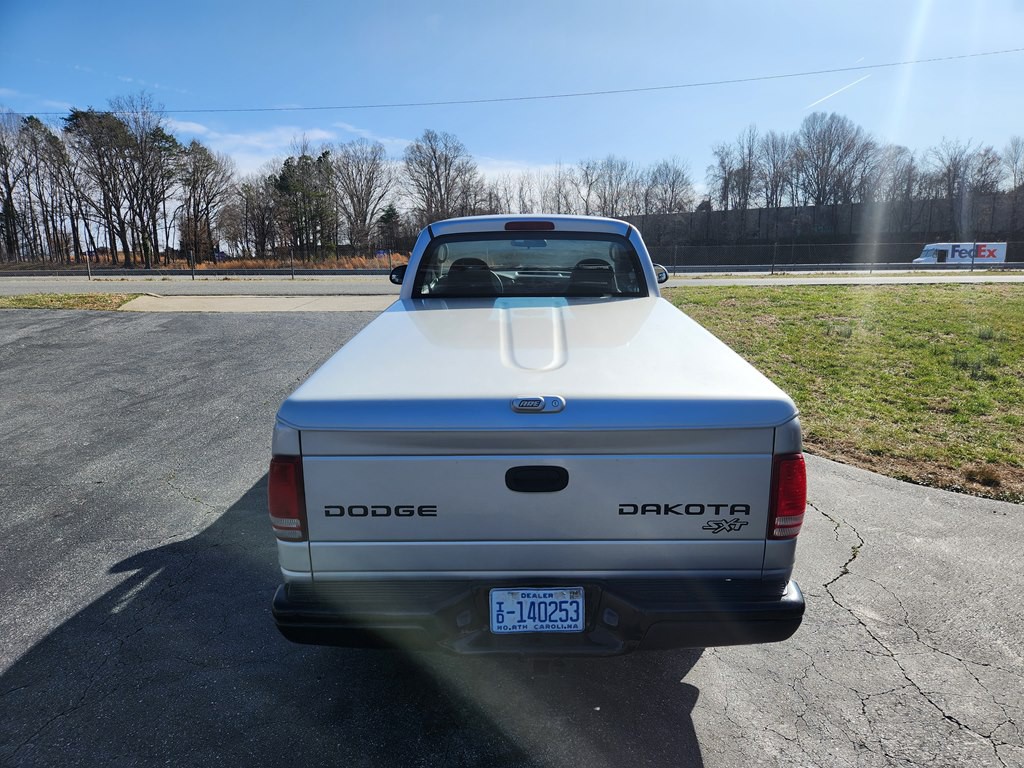 2003 Dodge Dakota Image 6