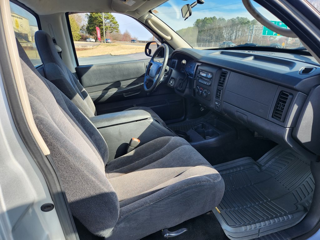 2003 Dodge Dakota Image 11