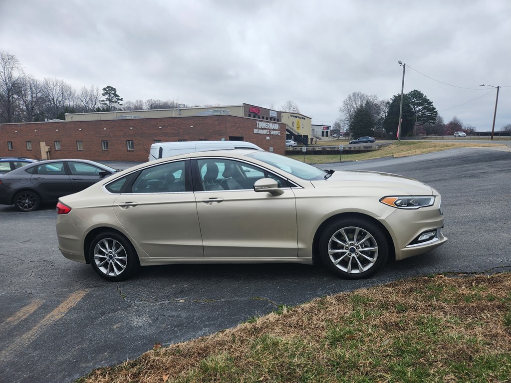 2017 Ford Fusion Image 4