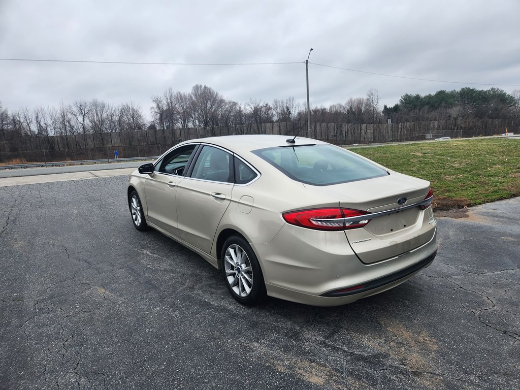 2017 Ford Fusion Image 7