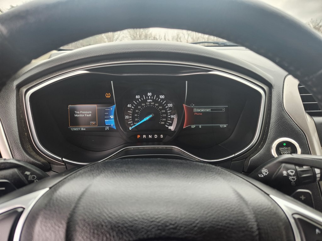 2017 Ford Fusion Image 15