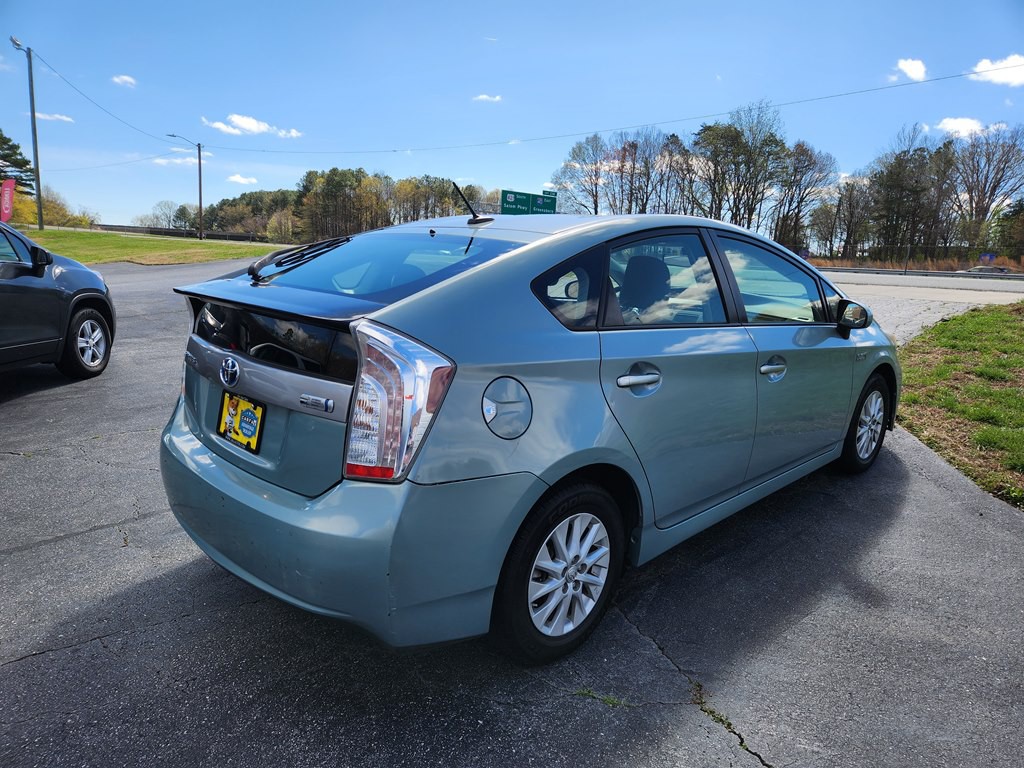 2012 Toyota Prius Image 5
