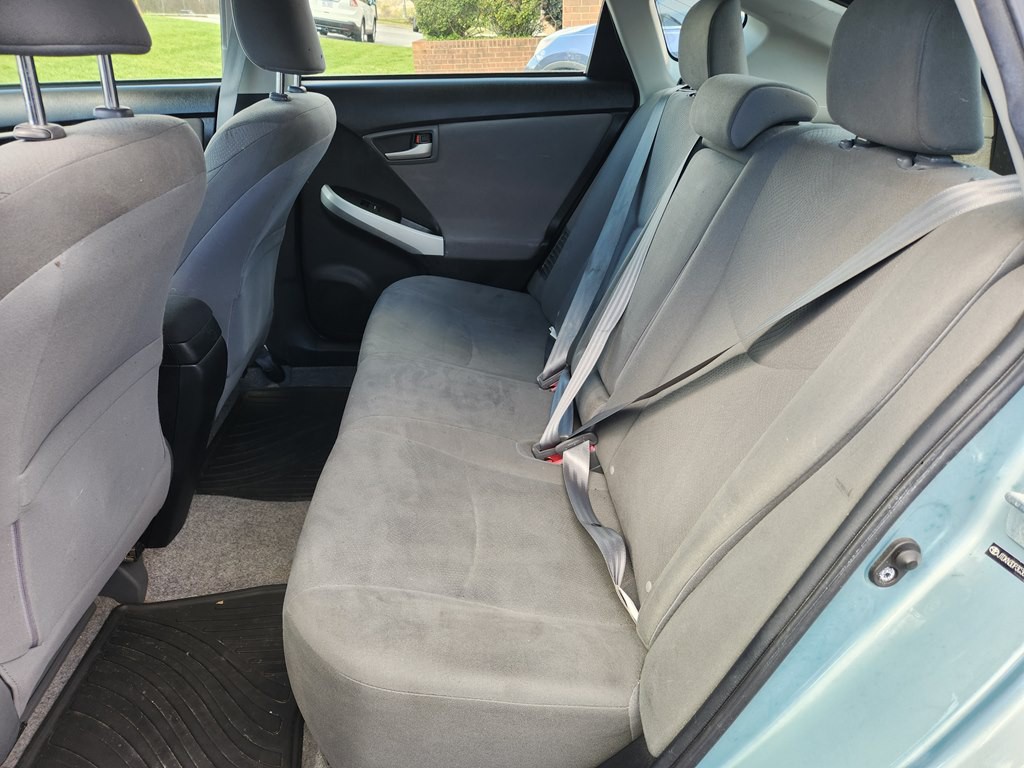 2012 Toyota Prius Image 28