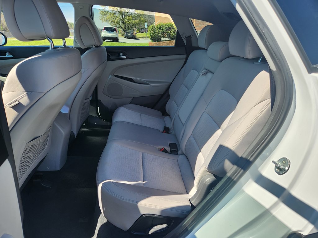 2016 Hyundai Tucson Image 11