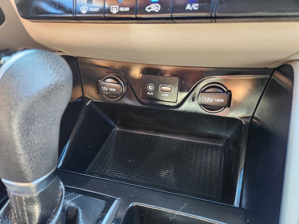 2016 Hyundai Tucson Image 16