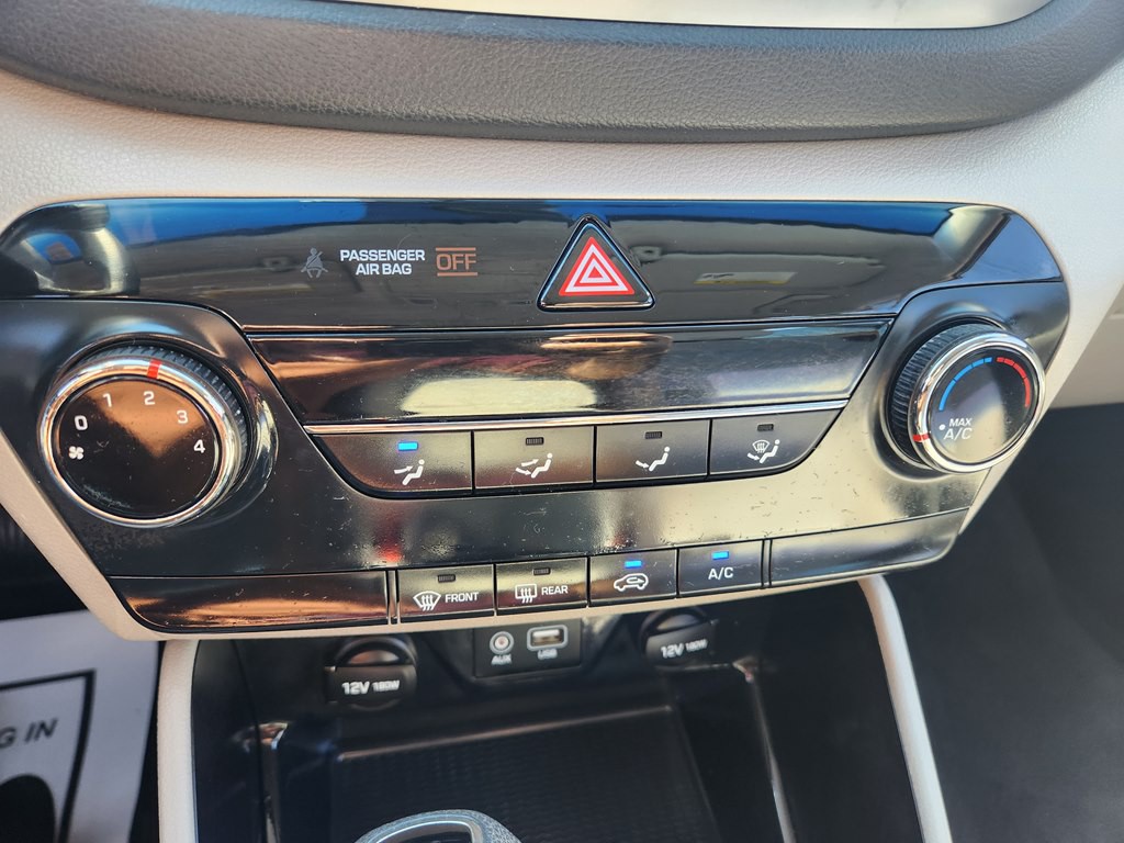 2016 Hyundai Tucson Image 17