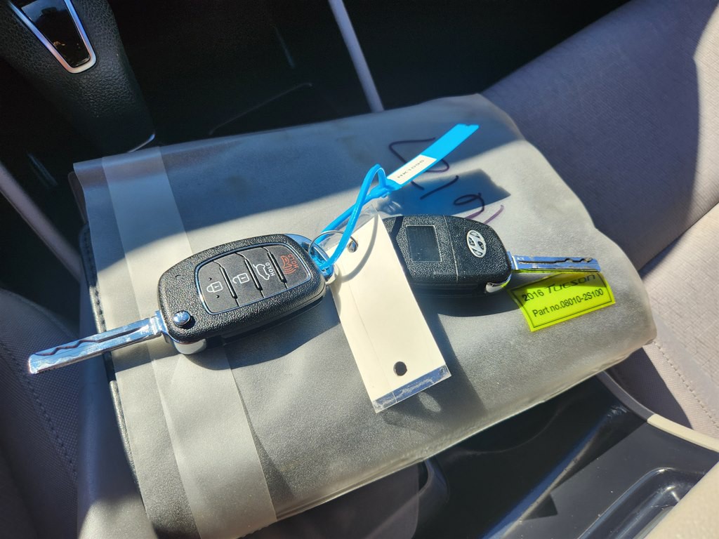 2016 Hyundai Tucson Image 24