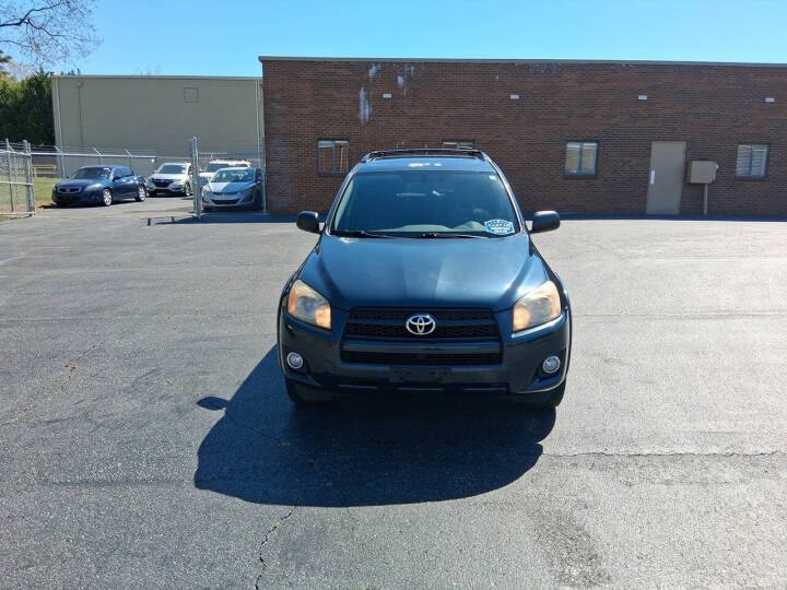 2011 Toyota Rav4 Image 2