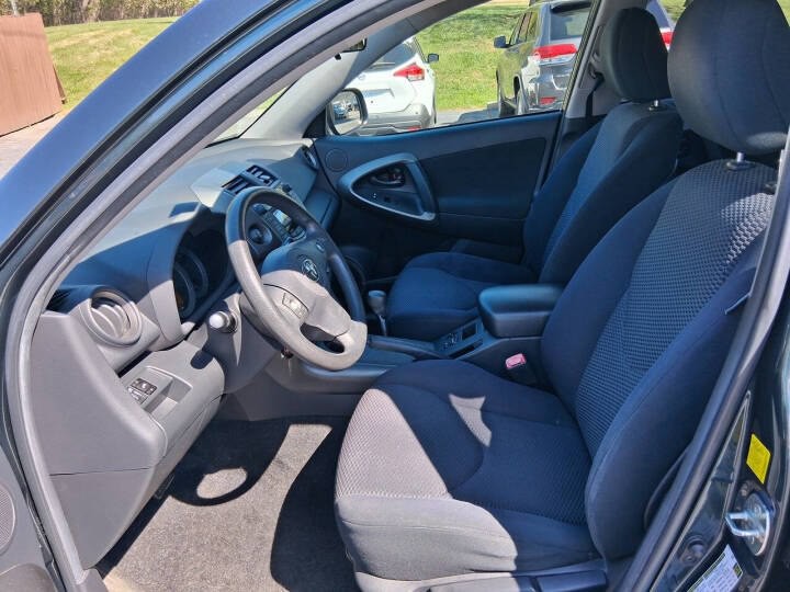 2011 Toyota Rav4 Image 9