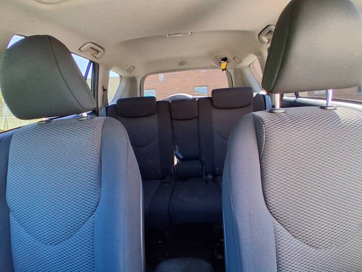 2011 Toyota Rav4 Image 11