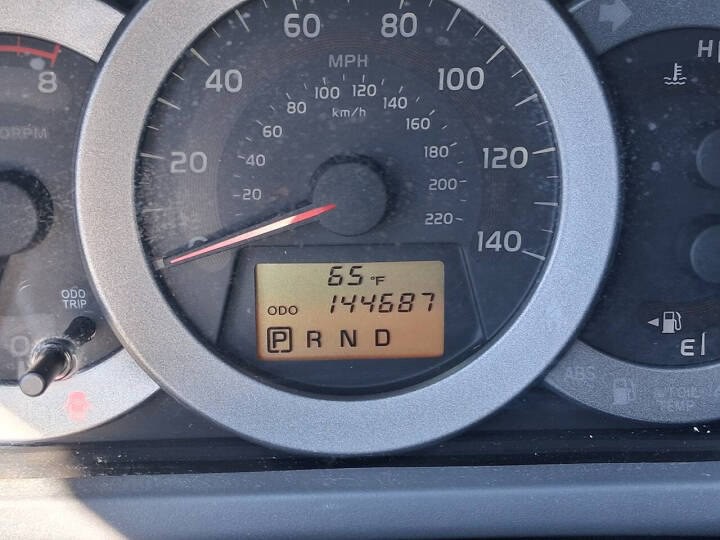 2011 Toyota Rav4 Image 14