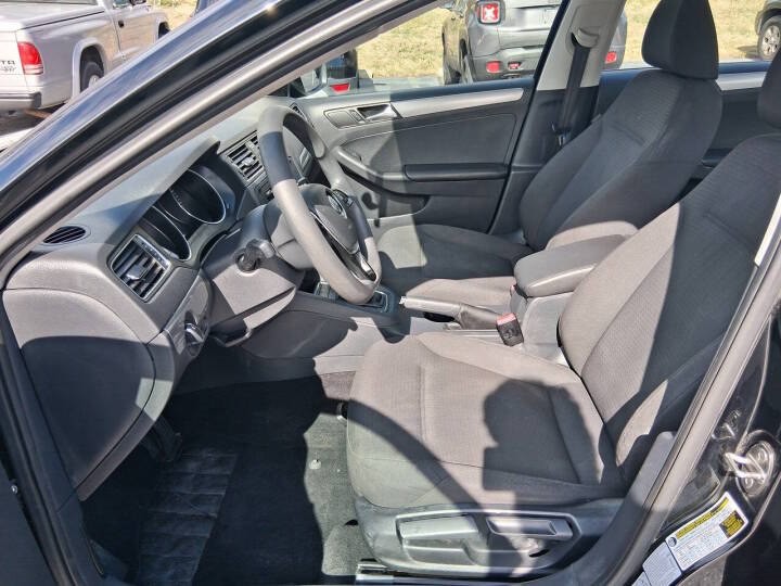 2015 Volkswagen Jetta Image 9