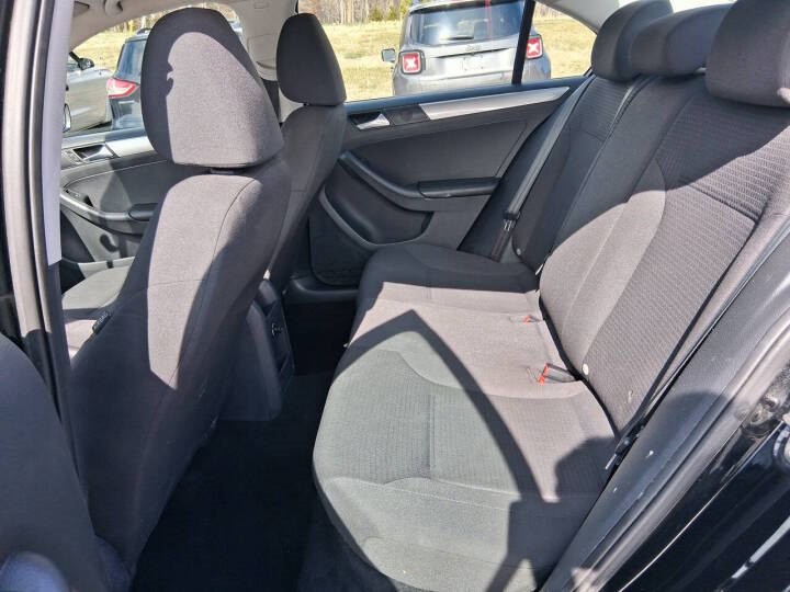 2015 Volkswagen Jetta Image 10