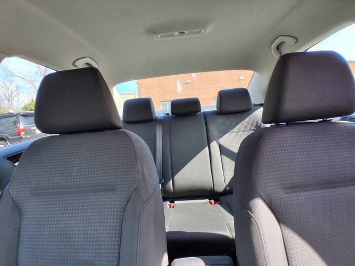 2015 Volkswagen Jetta Image 11