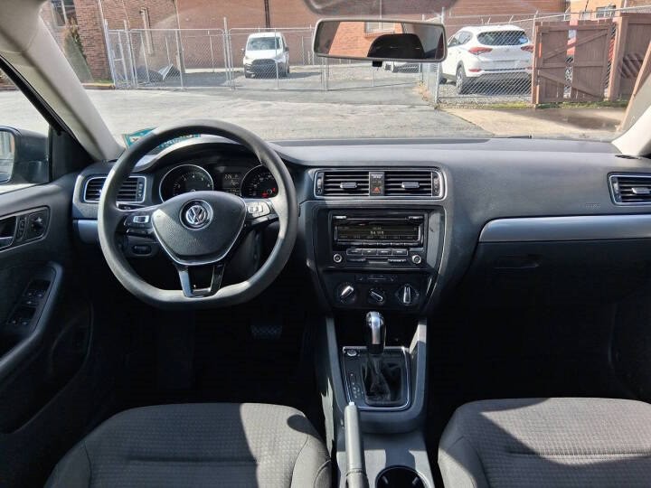 2015 Volkswagen Jetta Image 13