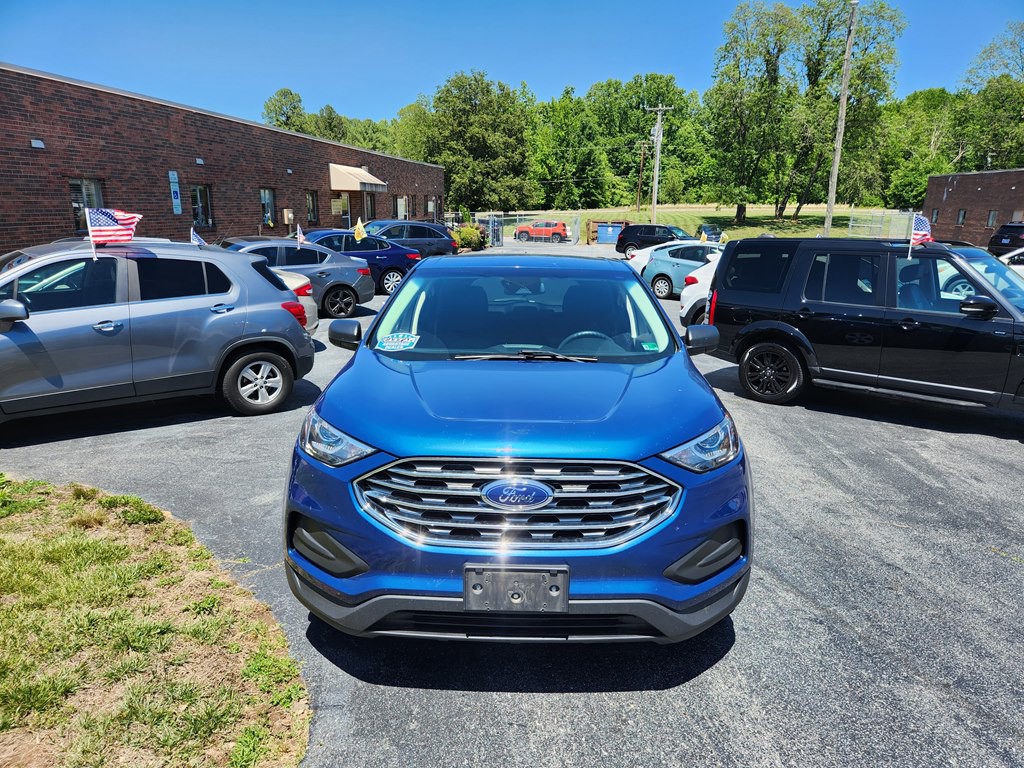 2020 Ford Edge Image 2