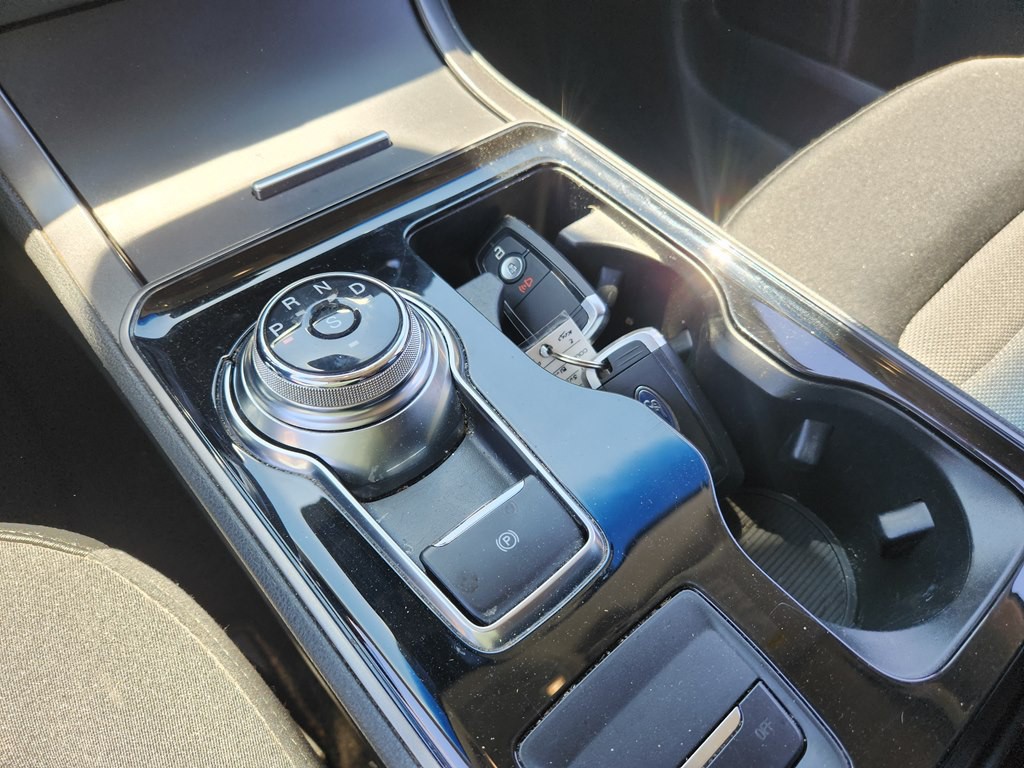 2020 Ford Edge Image 14