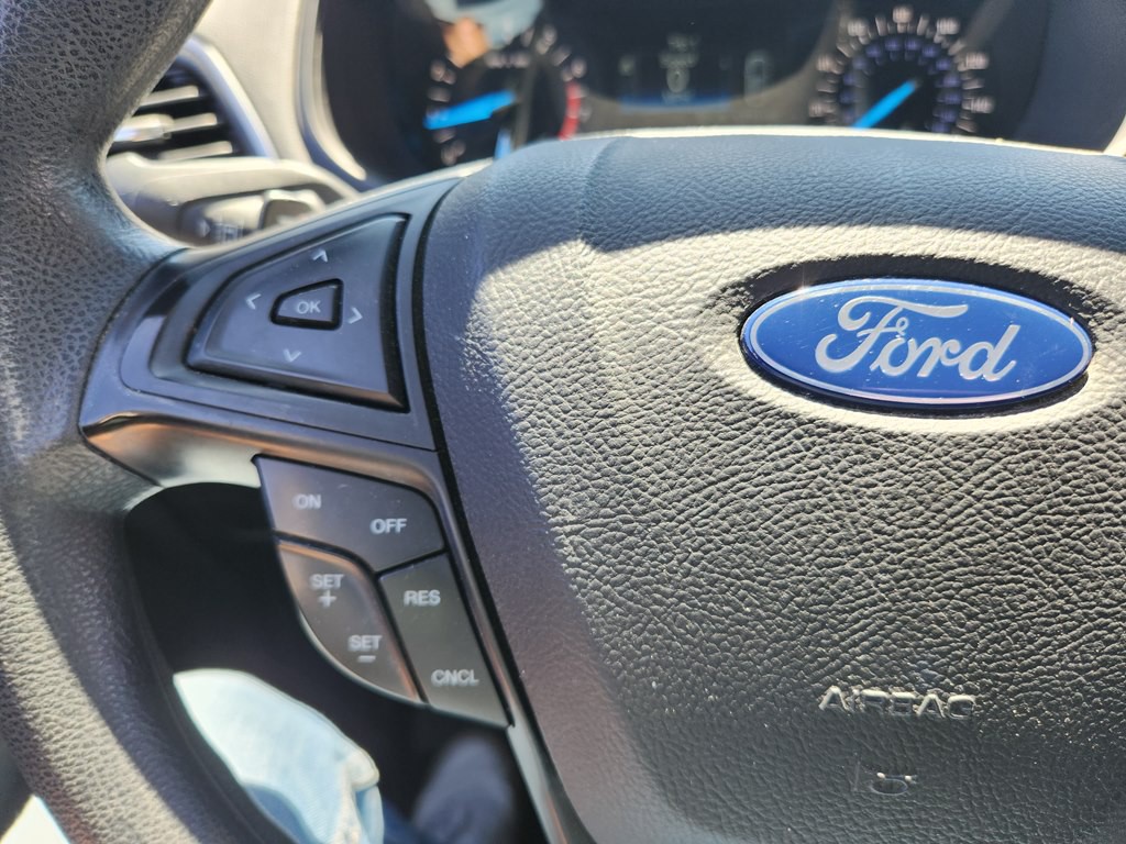2020 Ford Edge Image 18
