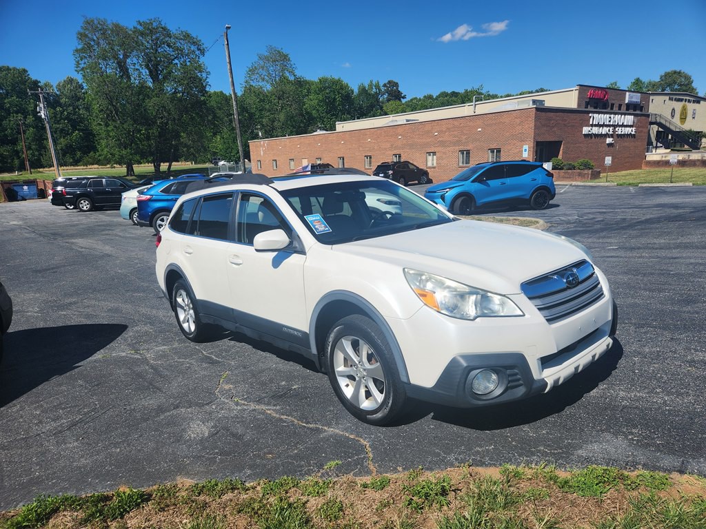 2013 Subaru Outback Image 3