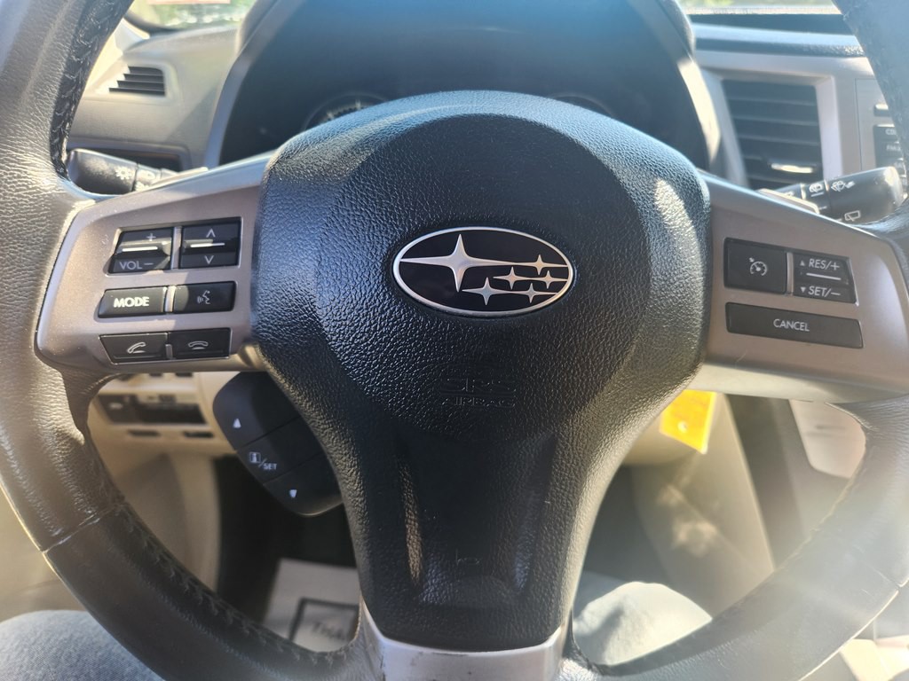 2013 Subaru Outback Image 18