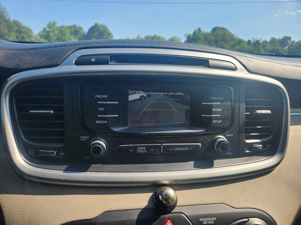 2016 Kia Sorento Image 14