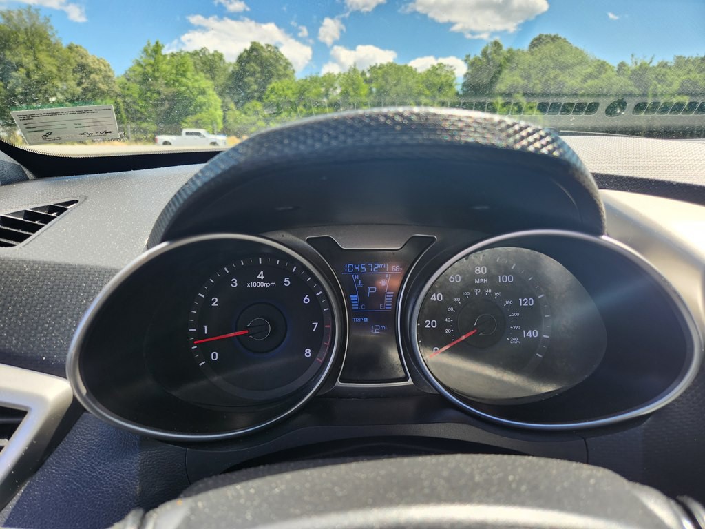 2017 Hyundai Veloster Image 21