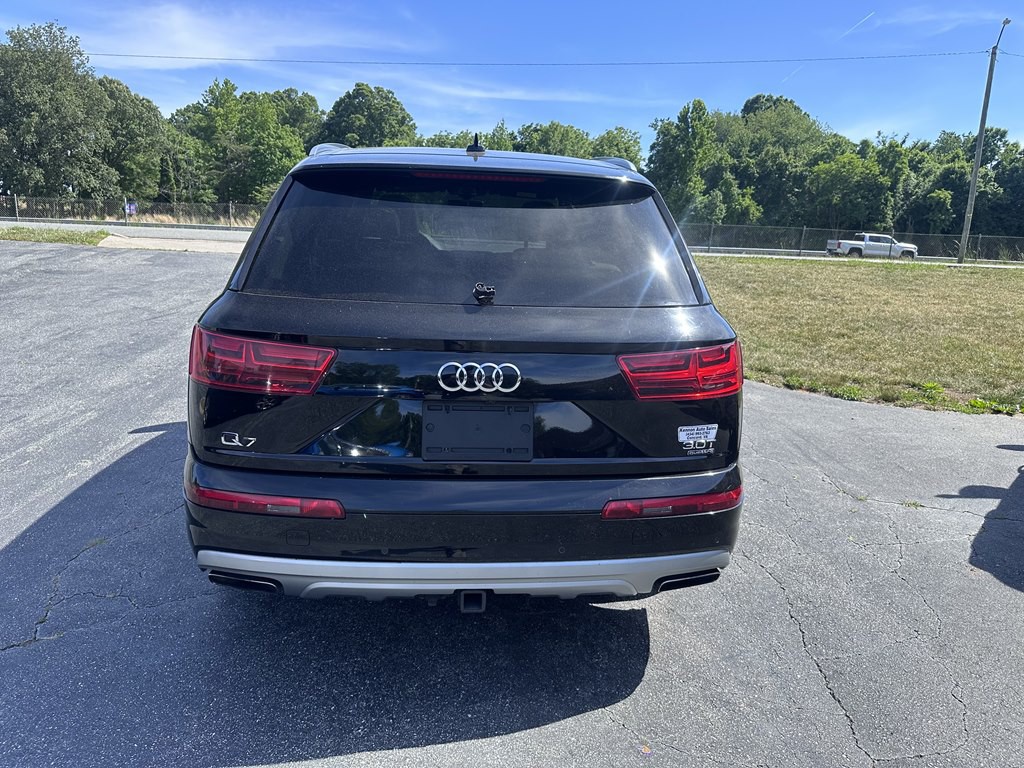 2017 Audi Q7 Image 5