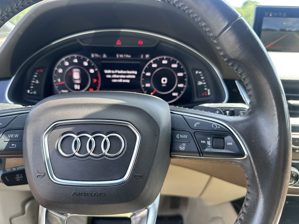 2017 Audi Q7 Image 16