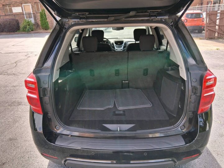 2017 Chevrolet Equinox Image 12